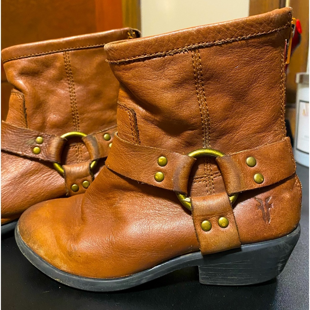 Frye Phillip harness boot short